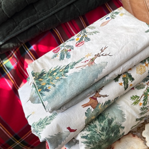 Pottery Barn CHRISTMAS IN THE COUNTRY King Size Christmas Sheets - Picture 11 of 17